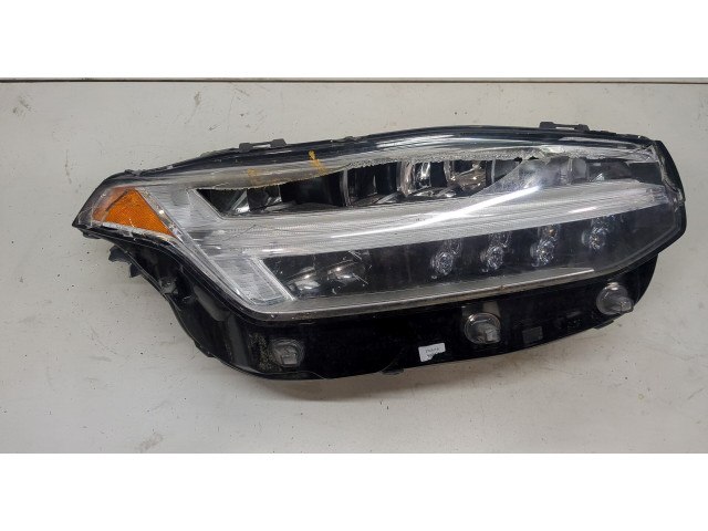 Фара передняя  Volvo XC90 2014-2019 правая 