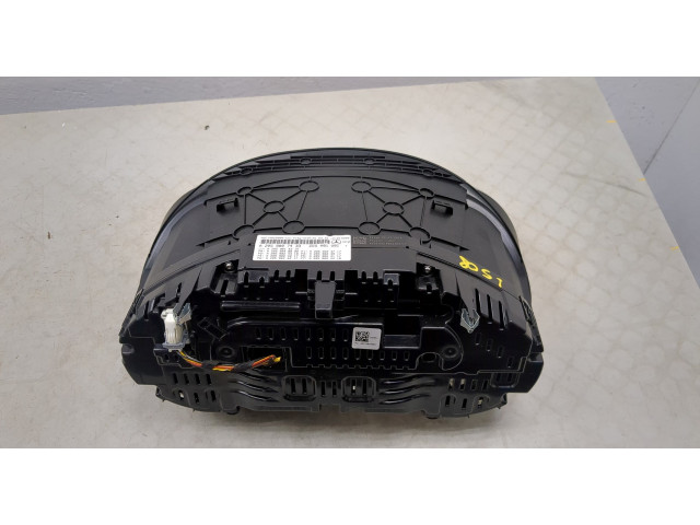 Панель приборов  Mercedes GLC X253 2015-2022       A2059007433, A2059014215, A2059048800, A2049024318     