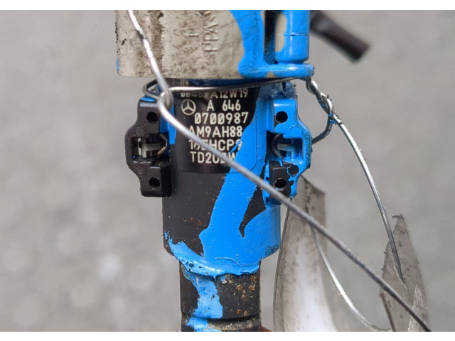 Форсунка топливная  Mercedes C W204 2006-2015    A6460700987     