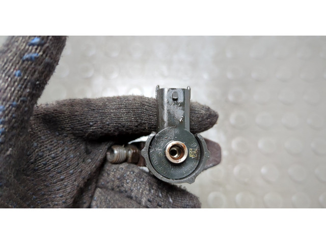 Форсунка топливная KIA Sorento BL 2002-2011 338004A500, 0445110275