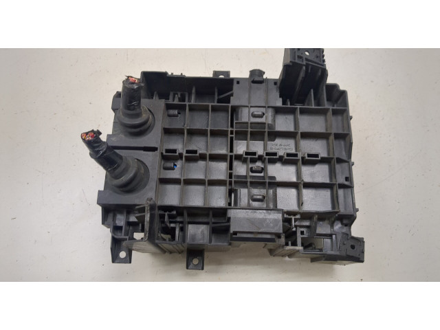 Блок предохранителей Cadillac XT4