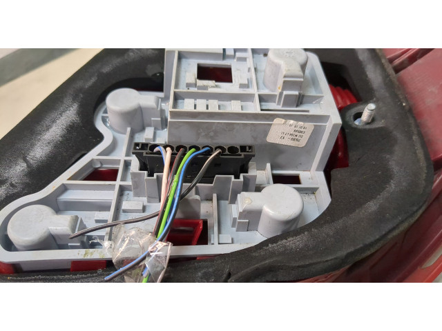 Задний фонарь          