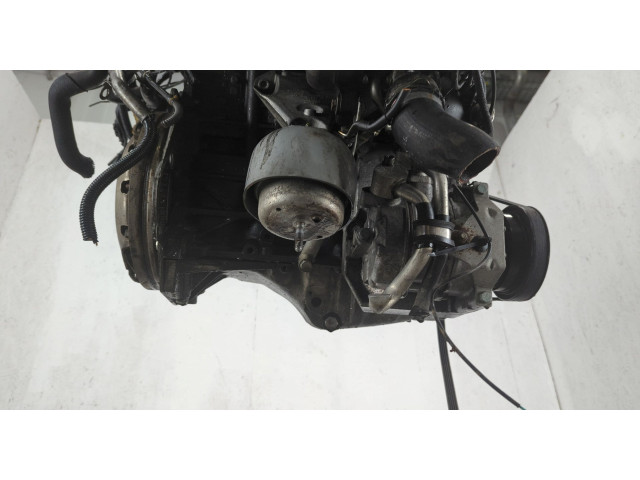 Форсунка топливная  Volkswagen Passat 5 2000-2005         