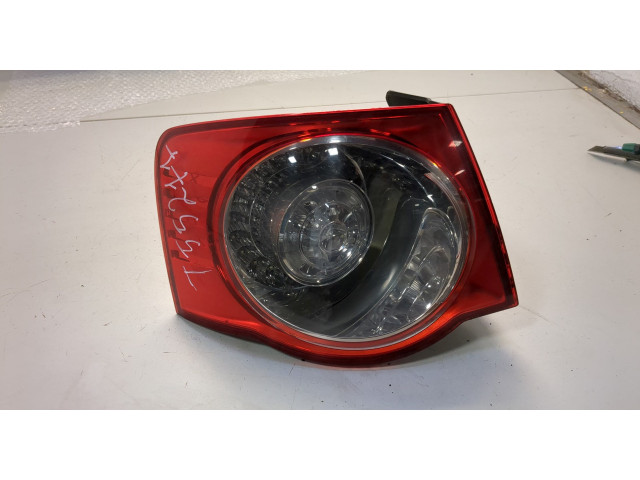 Задний фонарь