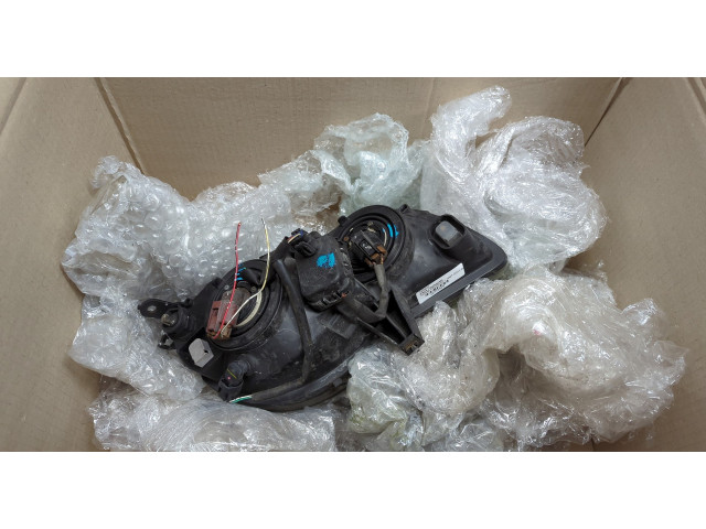 Фара передняя  Toyota Corolla E11 1997-2001 левая 