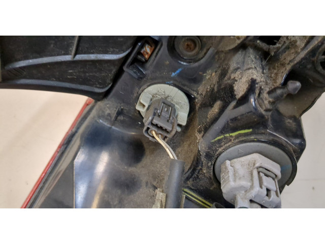 Задний фонарь