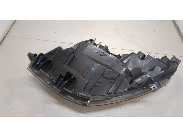 Фара передняя Renault Scenic 2009-2012 правая