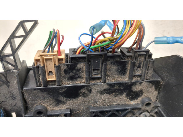 Блок комфорта  Volkswagen Touareg 2002-2007      7L0959933E  