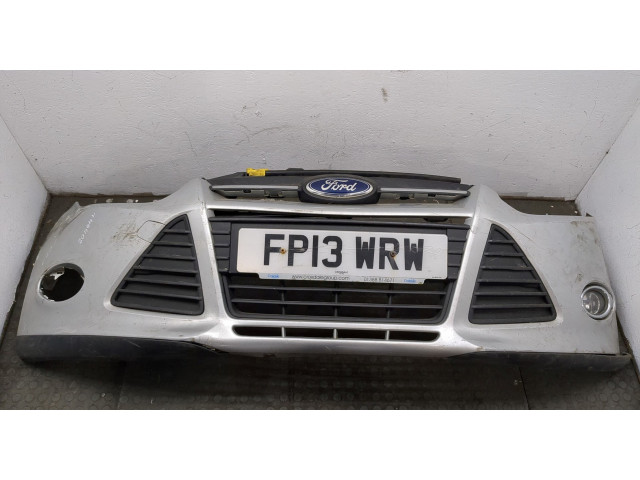 Решетка радиатора  Ford Focus 3 2011-2015          