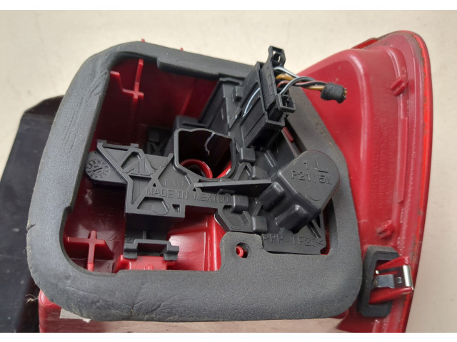 Задний фонарь 5C6945095E