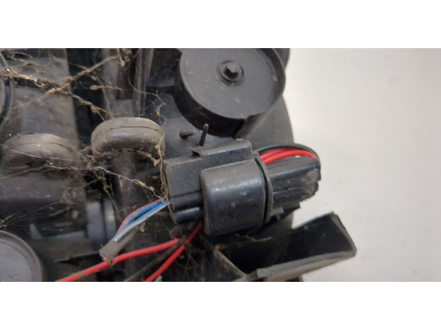 Задний фонарь