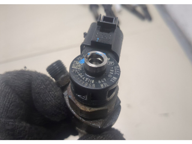 Форсунка топливная Skoda Yeti 2013-2018 03L138277Q