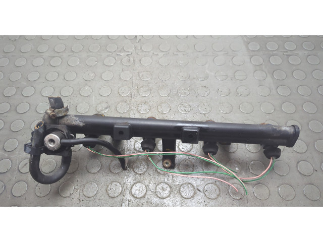 Форсунка топливная  Citroen Xantia 1998-2002    9621783580     