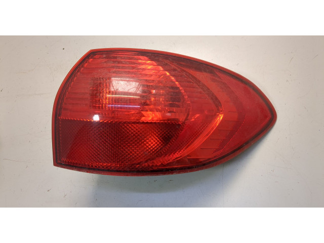 Задний фонарь          