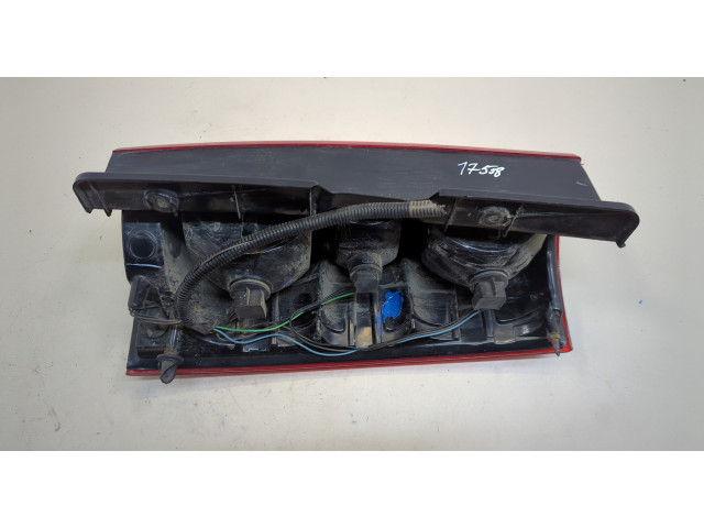 Задний фонарь