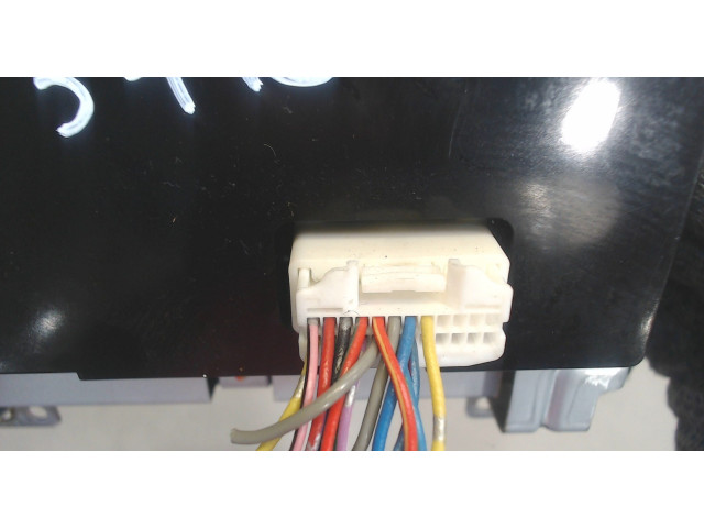 Дисплей бортового компьютера Nissan Murano 2002-2008 28090CB601