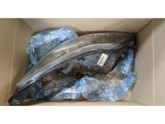 Фара передняя  Ford Focus 3 2011-2015 левая 