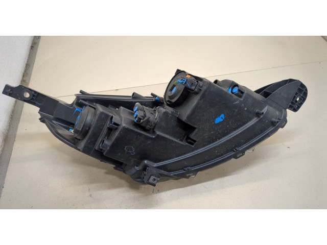 Фара передняя Peugeot 2008 2013-2019 левая