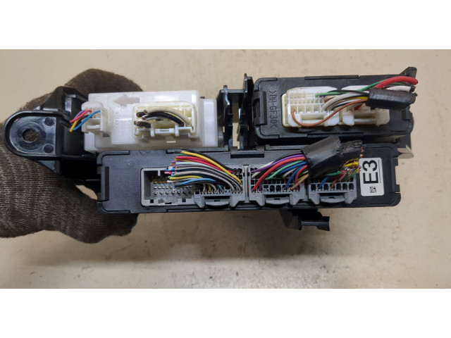 Блок комфорта Lexus CT 2010-2014 8968176030, 2830000480