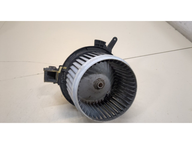 Моторчик печки  Citroen C4 Picasso 2013-2016        