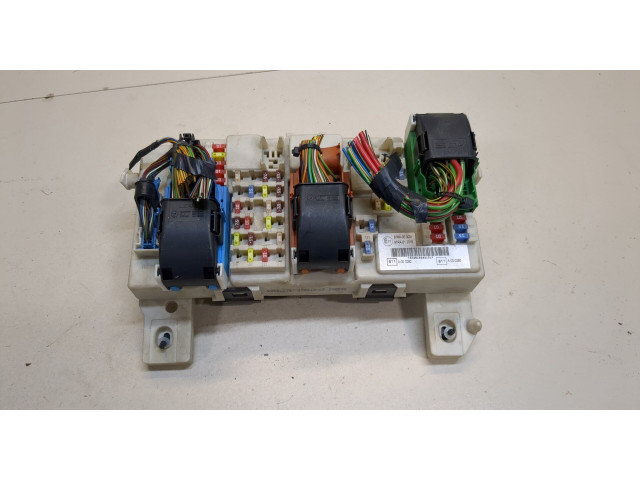 Блок предохранителей  Ford Focus 2 2005-2008         
