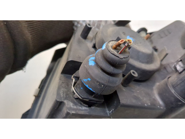 Фара передняя  Volkswagen Passat 5 1996-2000 правая 