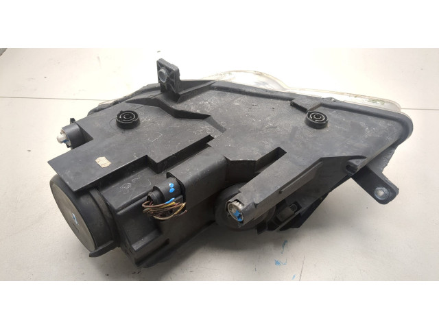 Фара передняя  Volkswagen Passat 6 2005-2010 правая 