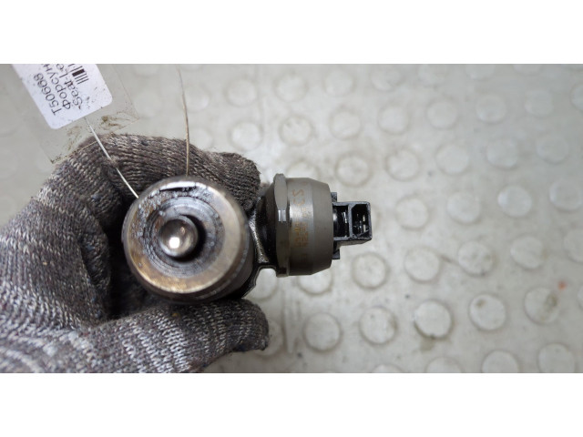 Форсунка топливная  Seat Leon 2 2005-2012    038130073BN     