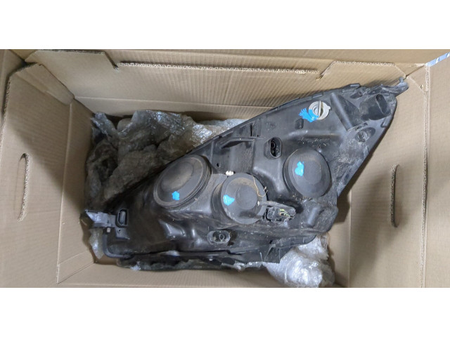 Фара передняя  Citroen C4 Grand Picasso 2006-2013 правая 