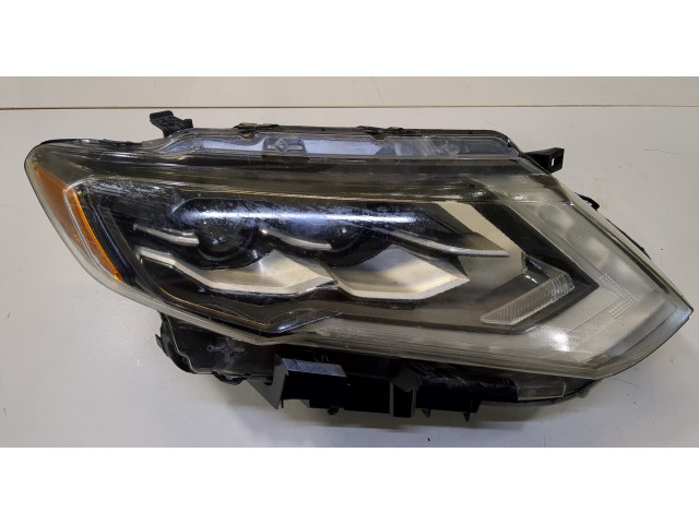 Фара передняя  Nissan Rogue 2014-2020 правая 