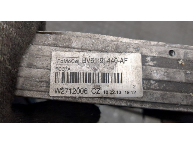 Интеркулер  Ford Kuga 2012-2016   BV619L440AF    