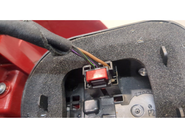 Задний фонарь          