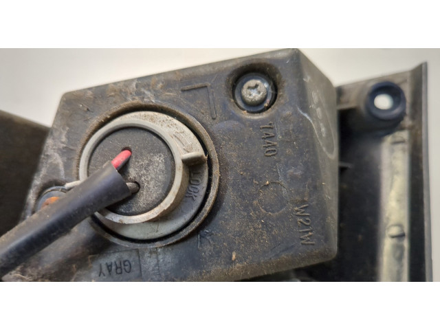 Задний фонарь MN133699