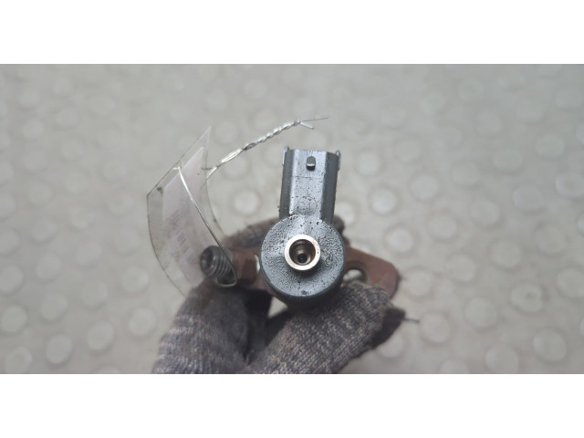 Форсунка топливная KIA Sorento BL 2002-2011 0445110186