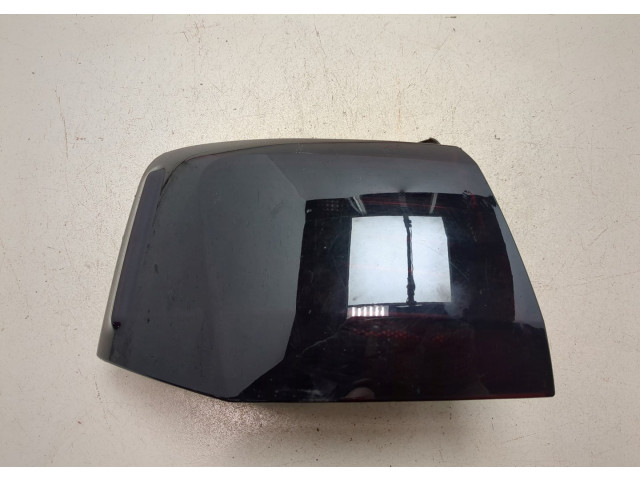 Задний фонарь          