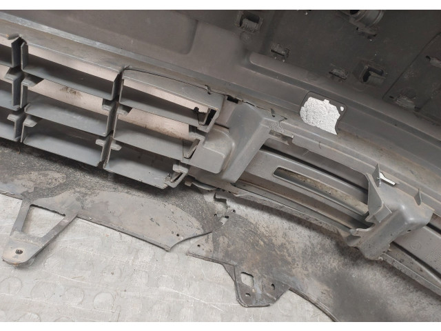 Бампер Volkswagen Caddy 2004-2015 передний