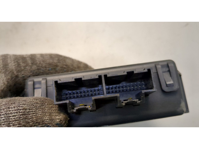 Блок комфорта  Chevrolet Tahoe 2006-2014        