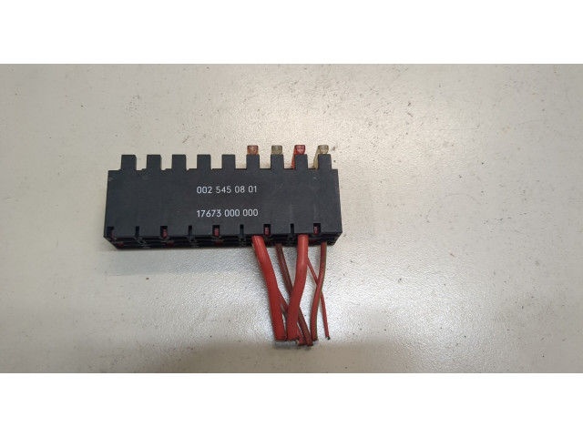 Блок предохранителей  Renault Trafic 2001-2014      0025450801    1.9