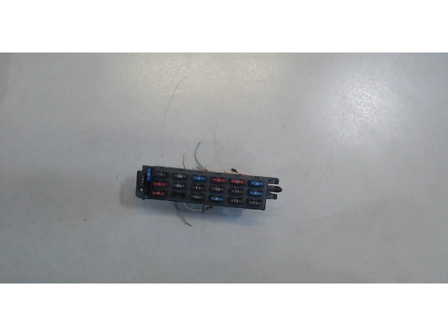 Блок предохранителей  Mercedes C W202 1993-2000      0254503     2