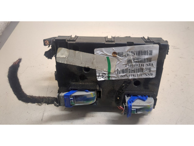 Блок предохранителей  Jeep Compass 2017-2021         