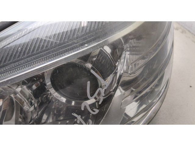 Фара передняя Mercedes C W204 2006-2015 левая