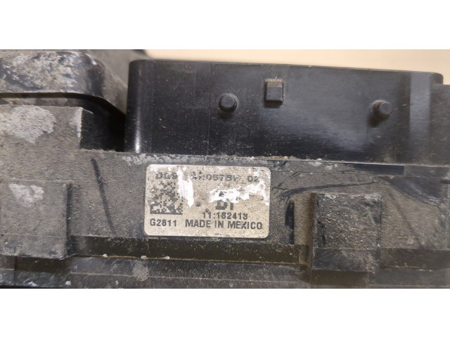 Блок предохранителей  Lincoln MKZ 2012-2020         