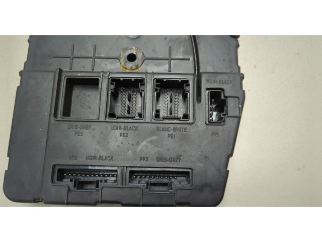 Блок комфорта Renault Scenic 2003-2009 8200780018A