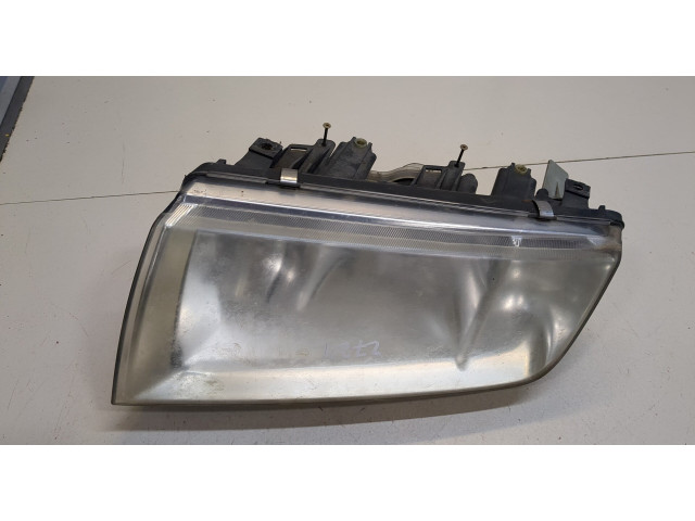 Фара передняя Skoda Fabia 1999-2004 левая