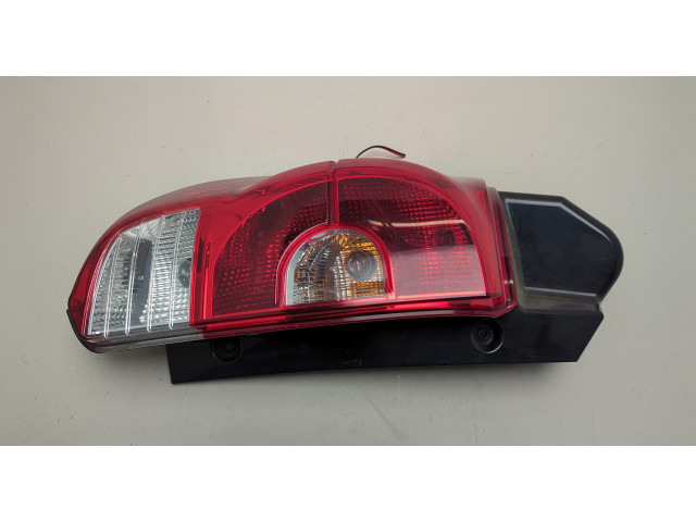 Задний фонарь