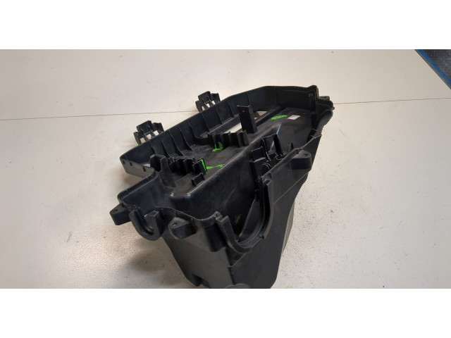 Крышка блока предохранителей  Audi A6 (C6) 2005-2011      4F2907355A     2.8