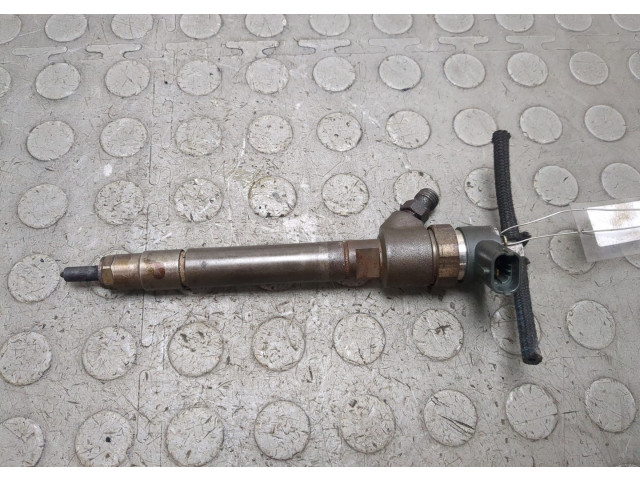 Форсунка топливная Volvo XC70 2000-2007 8603595