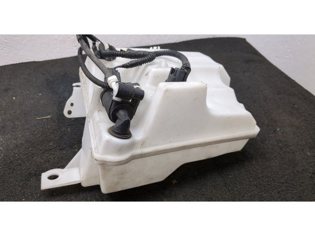 Бачок омывателя  Ford Focus 3 2014-2019    