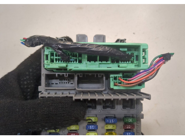 Блок предохранителей Honda Accord 8 2008-2013 USA SCIC0W367 2.4