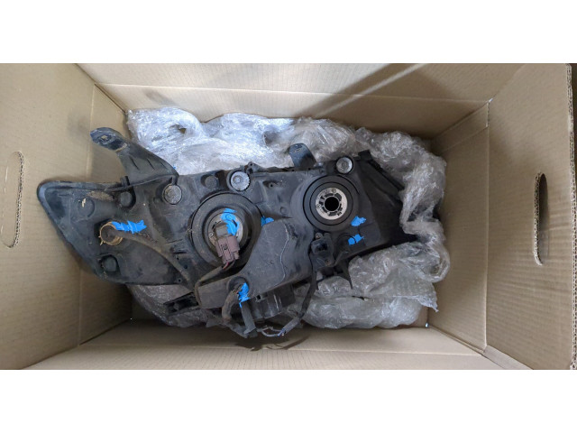 Фара передняя Mitsubishi Outlander XL 2006-2012 левая